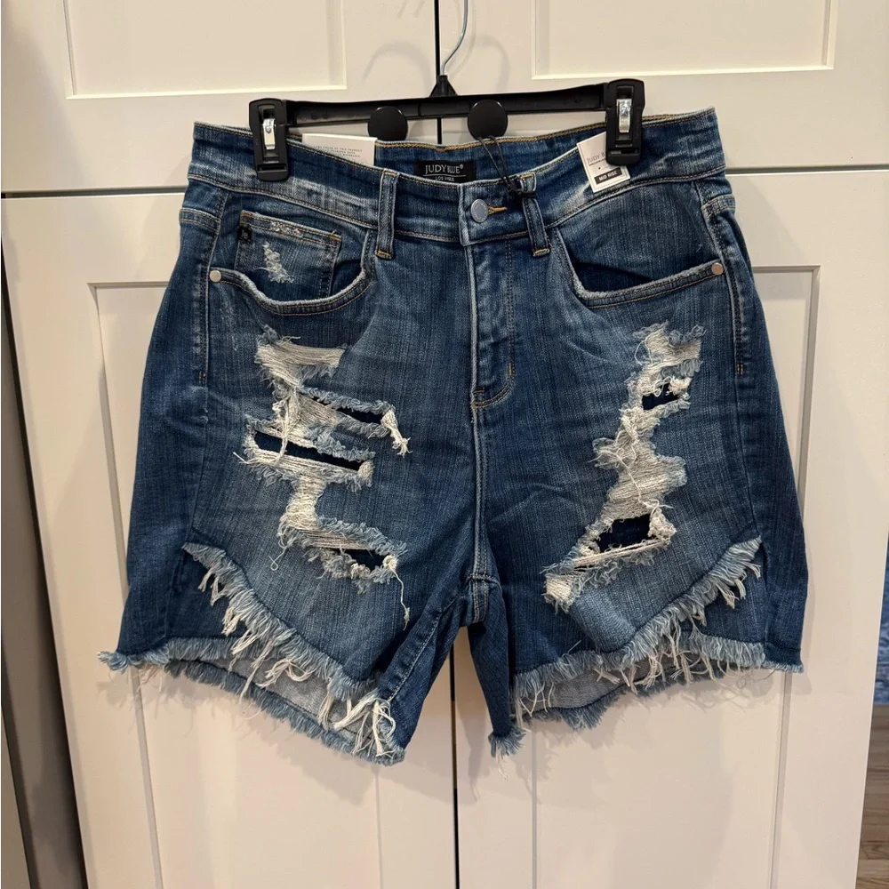 Judy Blue Ripped Indigo Jean Shorts, 1XL - Picture 1 of 5